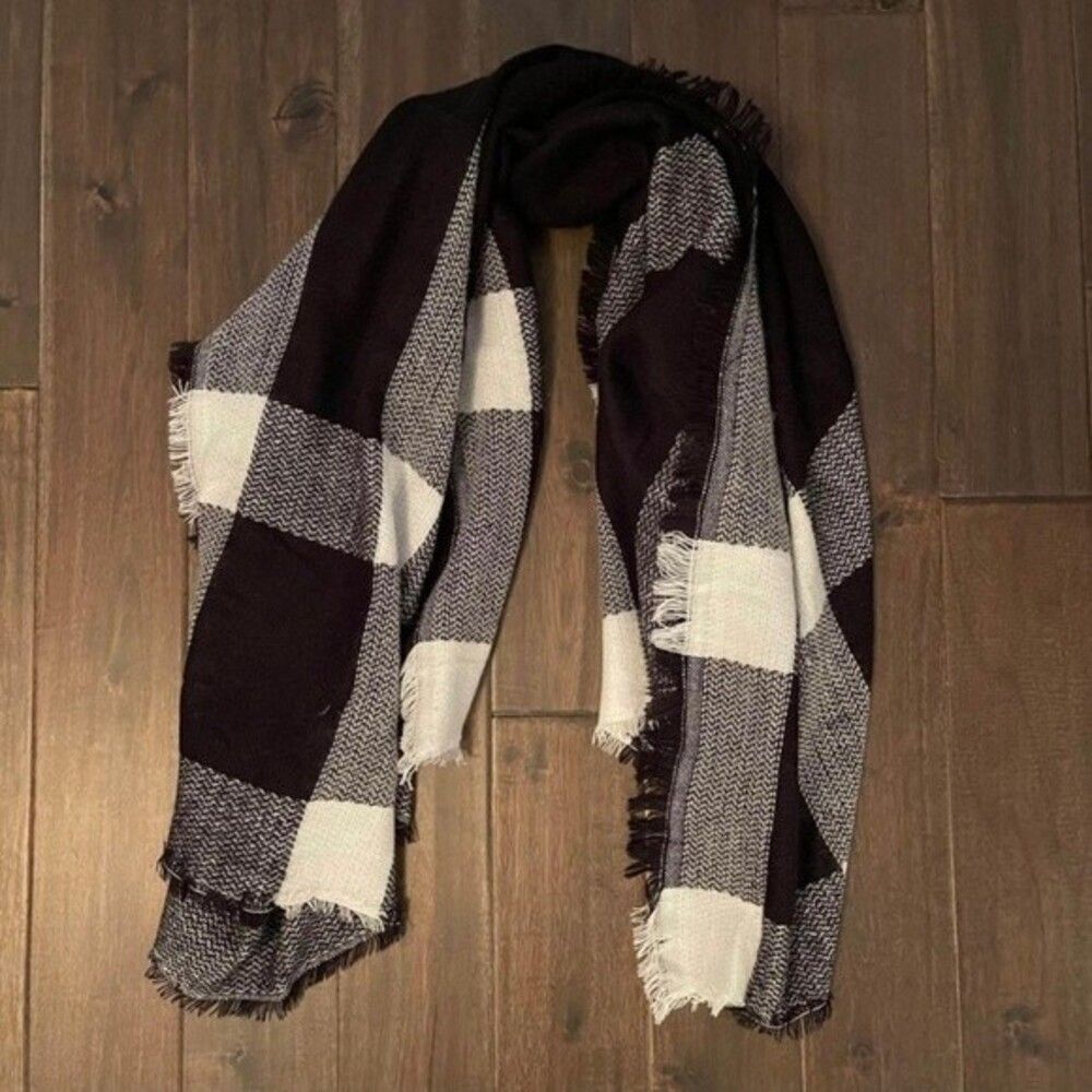 Plaid Black and White Square Scarf